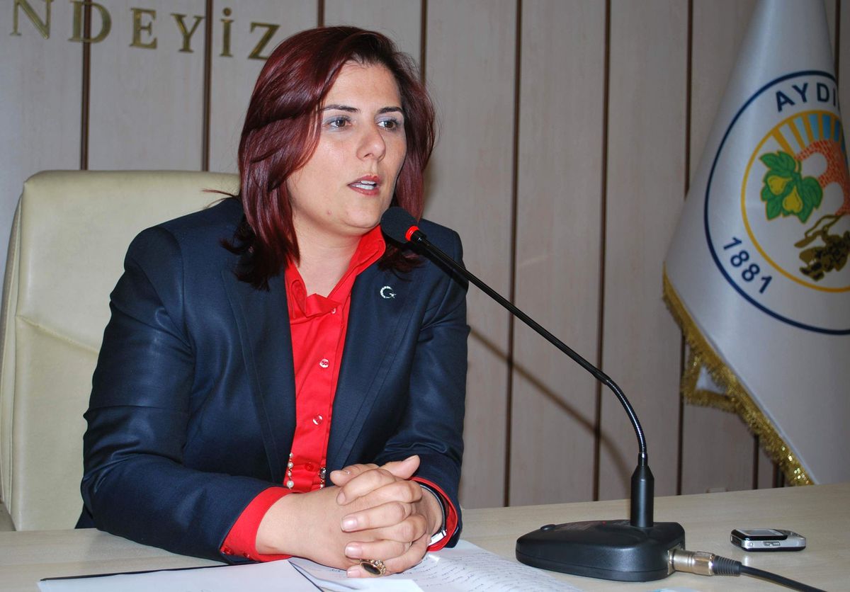 Aydın Belediye Başkanı Çerçoğlu\'ndan, Milletvekili Erdem\'in Paylaşımlarına Cevap