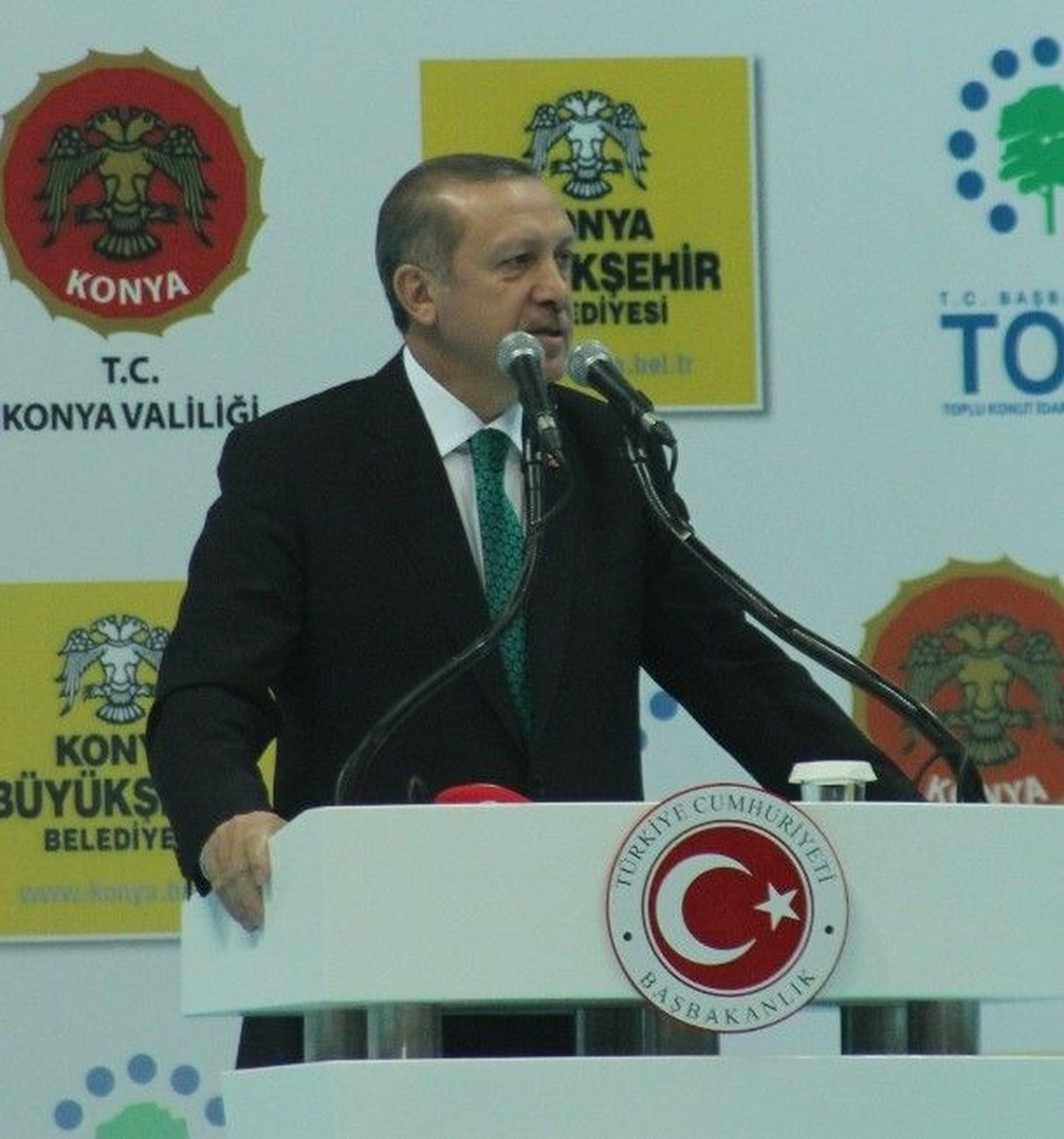 Başbakan Erdoğan Konya\'da: Birilerinin Her Türlü Hilesi Varsa Bizim Allahımız Var