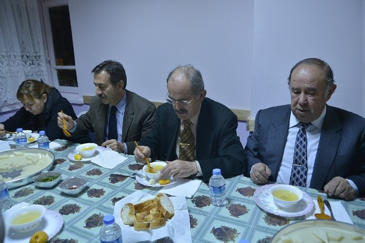 Başkan Büyükerşen ve Ataç, Sivrihisarlılar\'la Buluştu