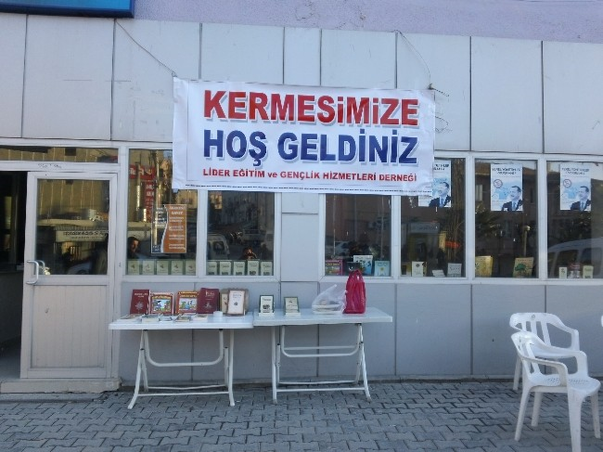 Bozova\'da Öğrencilere Yönelik Kermes Düzenledi