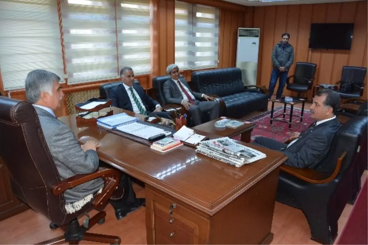 CHP Heyetinden Başkan Büyükaslan\'a Ziyaret