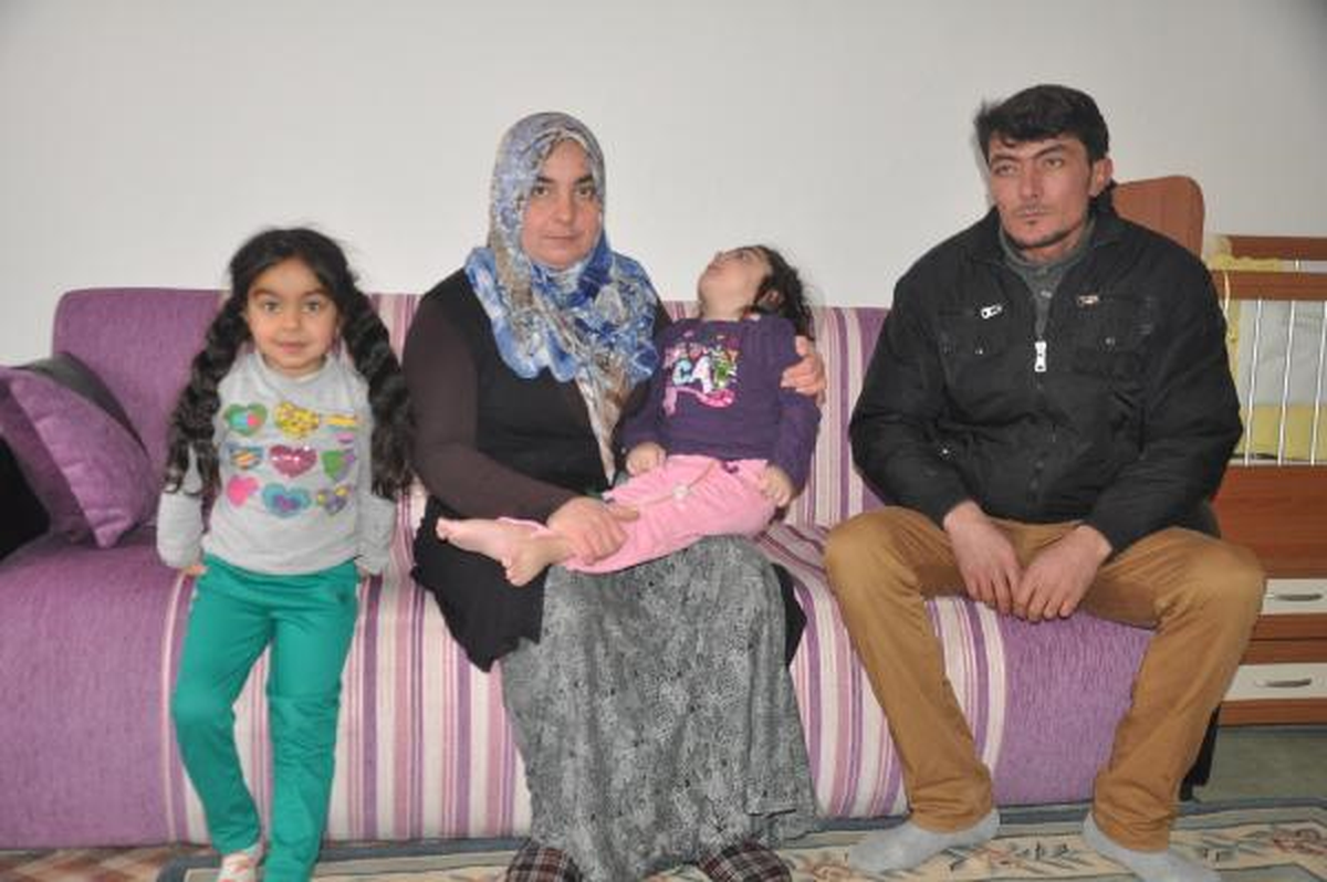 Yürüme Fonksiyonunu Kaybeden Kızın Ailesi Yardım Bekliyor