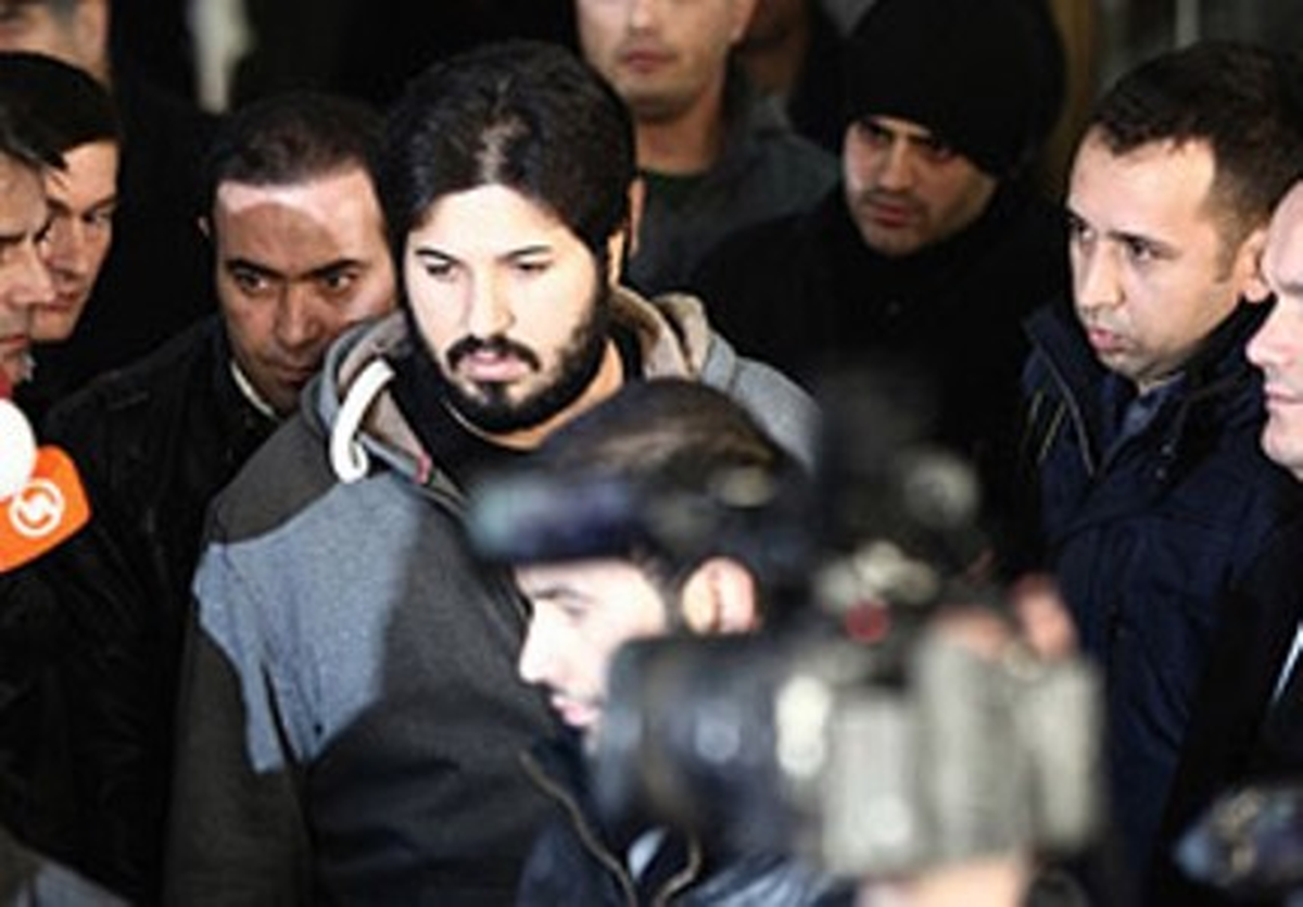 Halk Bankası Genel Müdürünün Eşi de Gözaltında