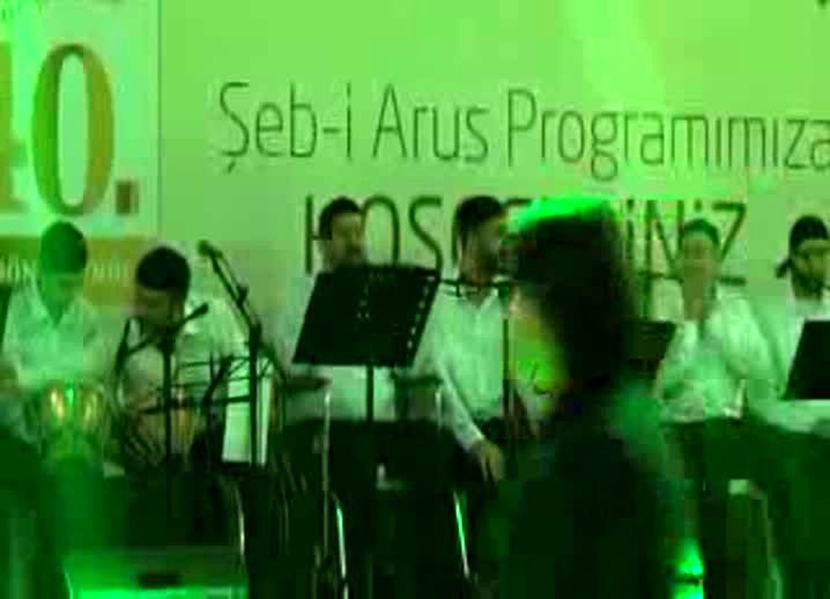 İ Arus Programı Düzenledi.