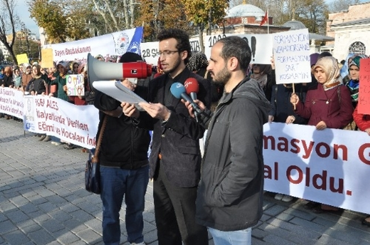 Malatya\'da İlahiyat Öğrencilerinden Formasyon Eylemi