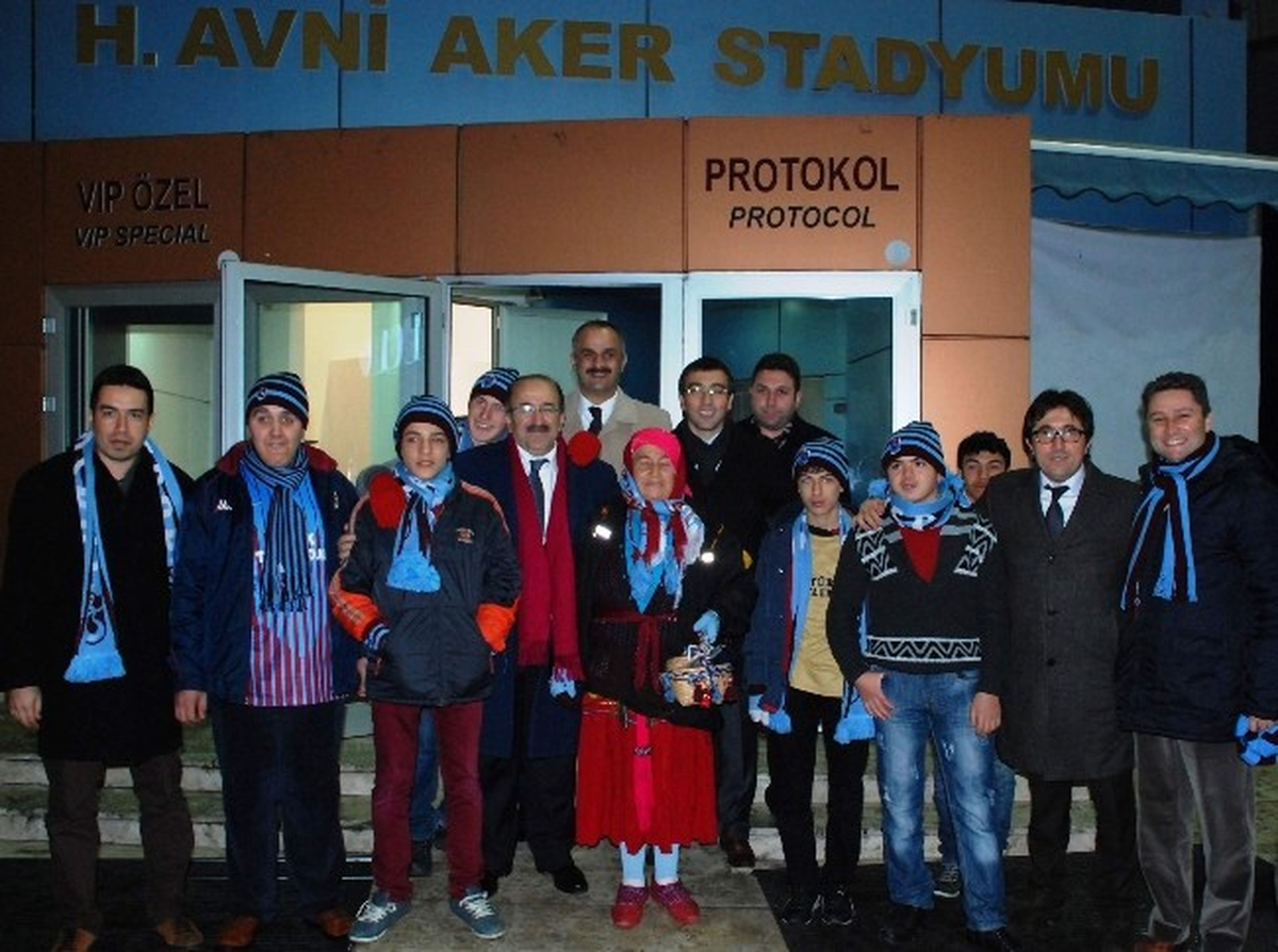 İlk Kez Statta Maç İzlemenin Mutluluğunu Yaşadılar