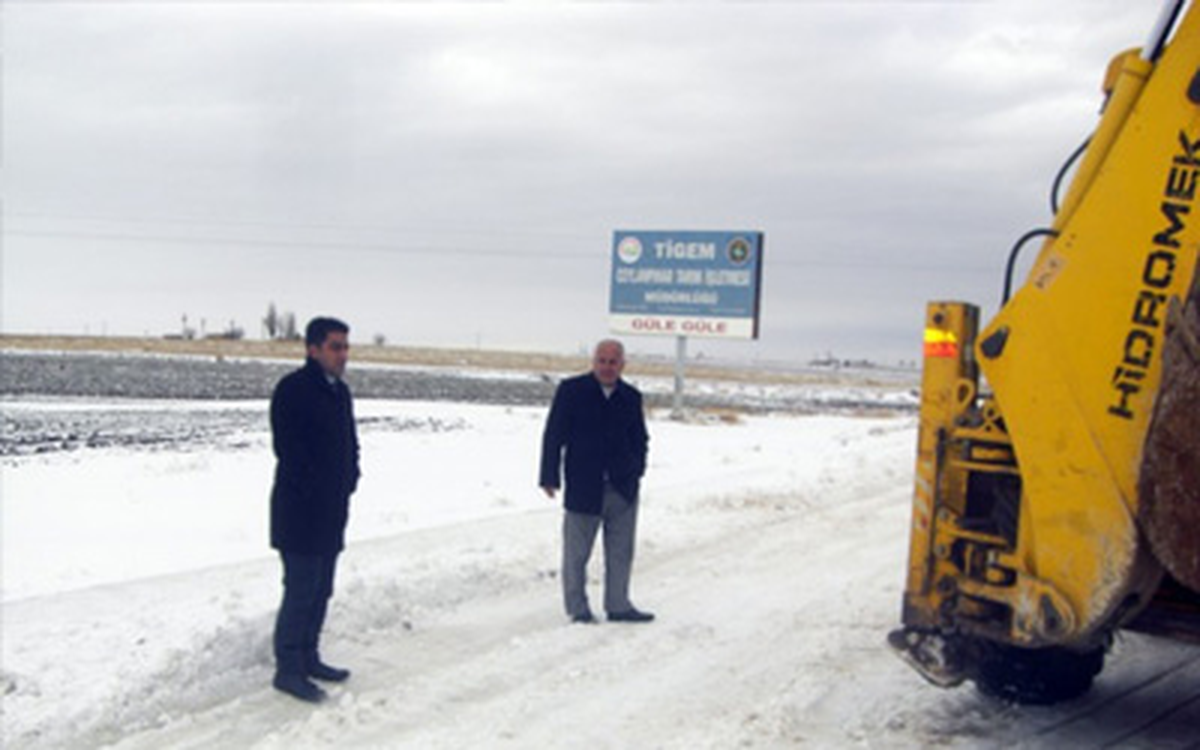 Kapanan Köy Yolları Ulaşıma Açıldı