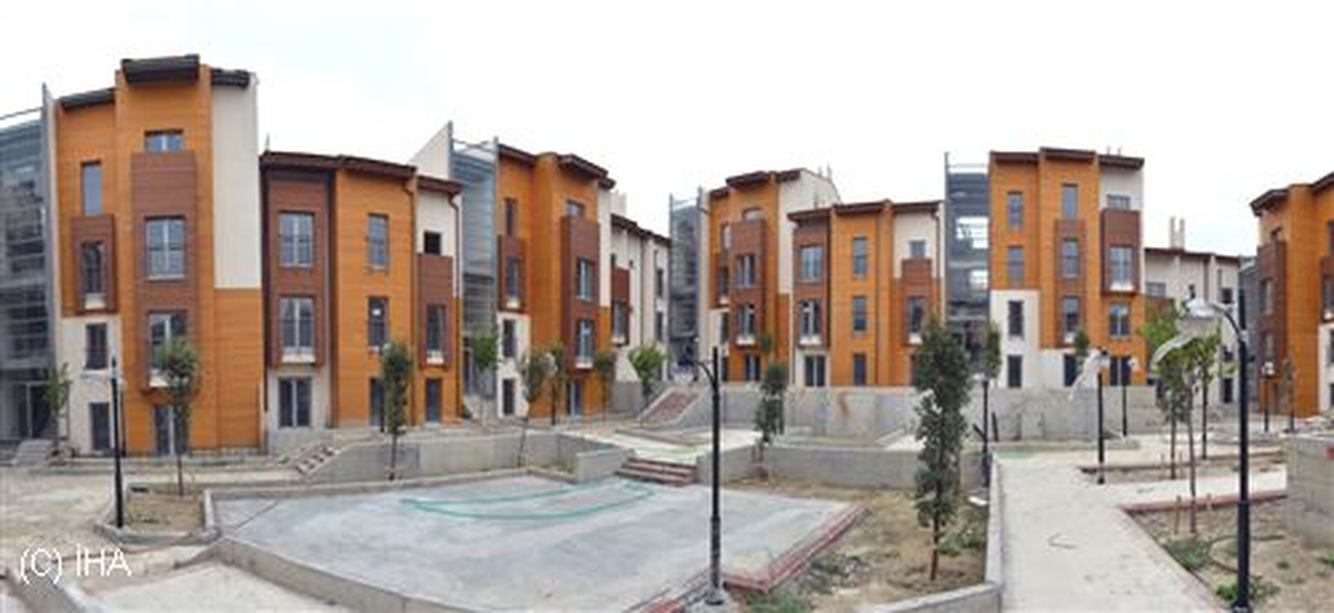 Karamanlı\'da TOKİ Konutları İçin Müracaatlar Başladı