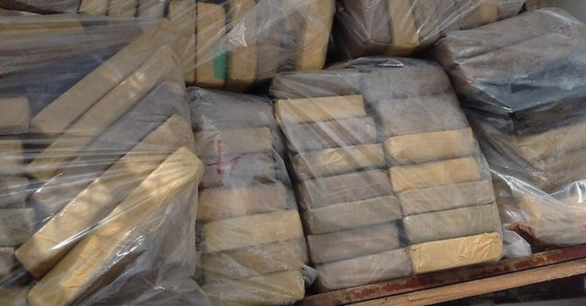 Kosta Rika\'da Uçakta Bir Tondan Fazla Kokain Bulundu