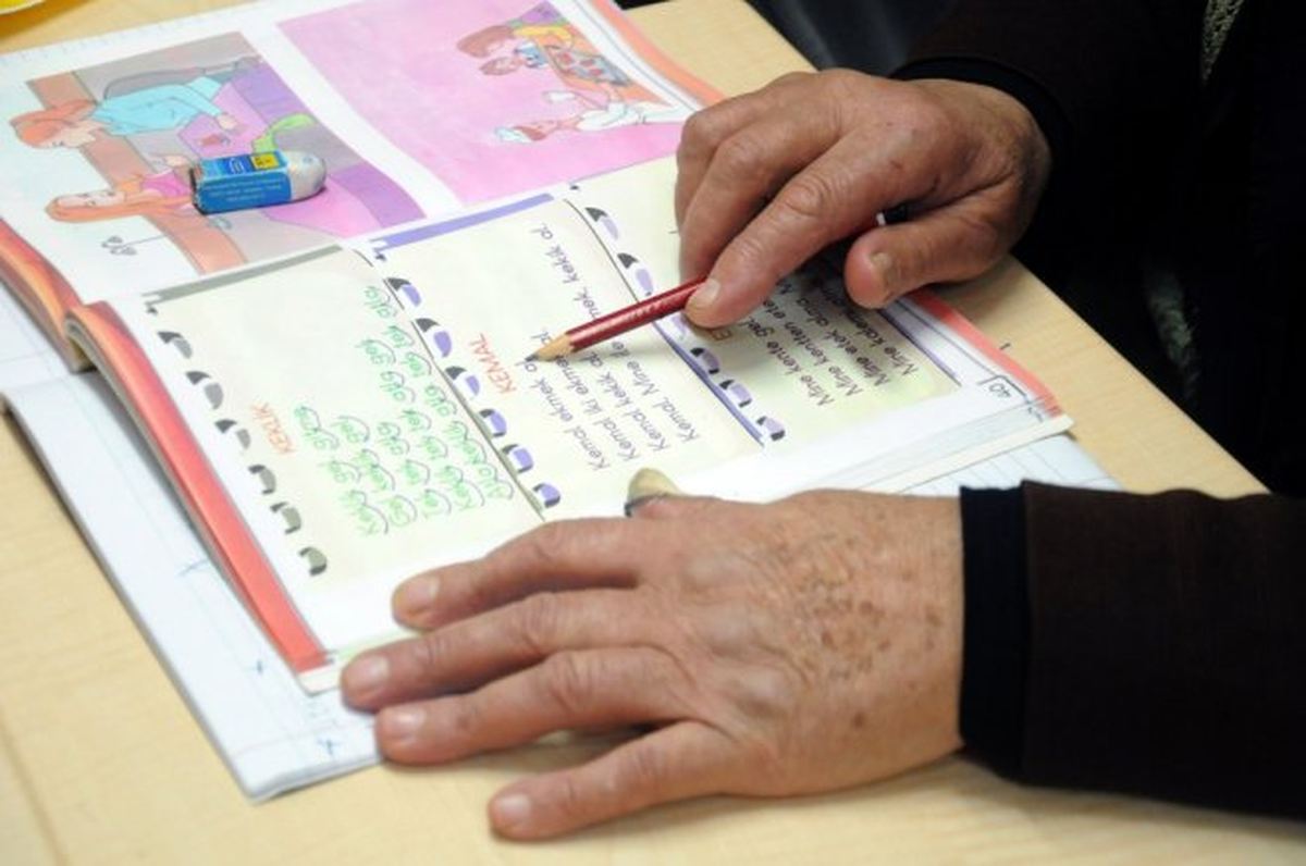 Kozluk\'ta 320 Kursiyere Sertifika Verildi