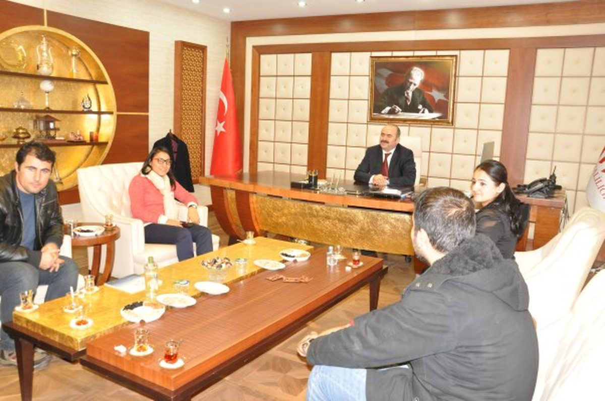 "Meslek ve Kariyer Topluluğu" Vali Ahmet Aydın\'ı Ziyaret Etti
