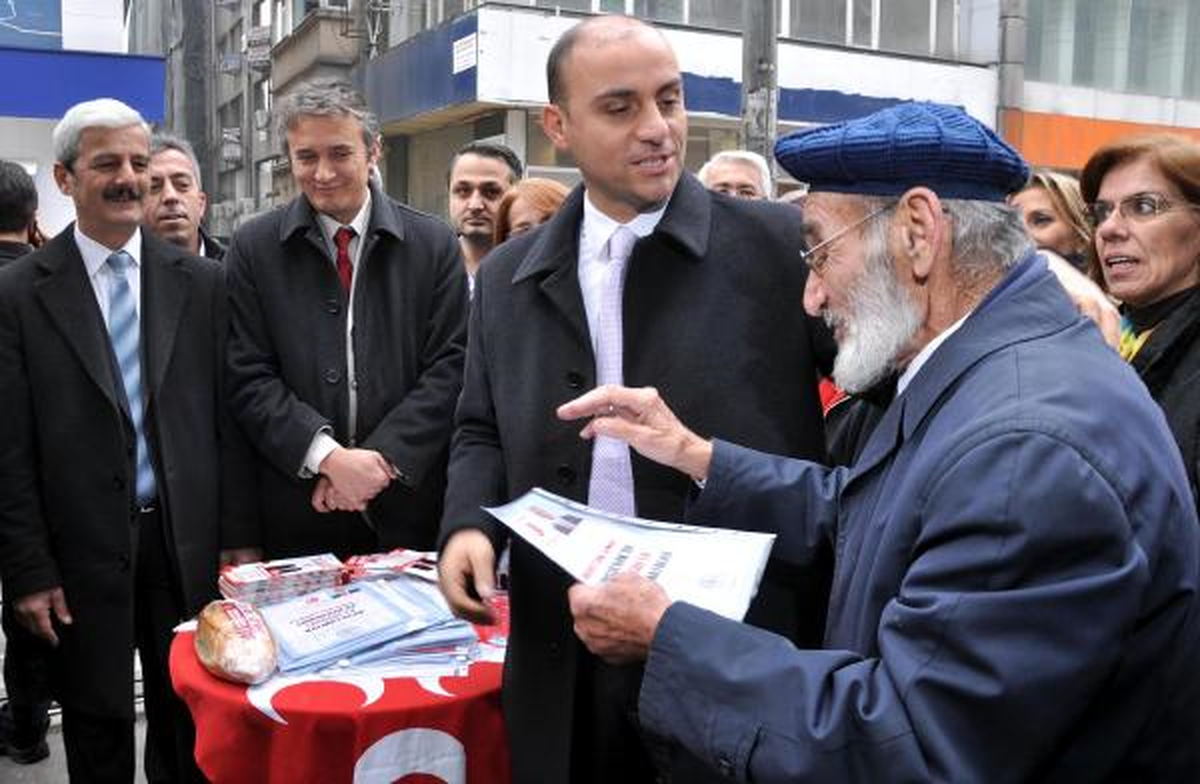 MHP\'li Belediye Başkan Adayından Tapu Vaadi