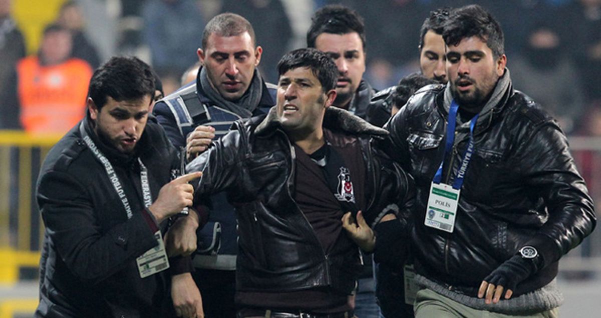 O Taraftara Suç Duyurusu!