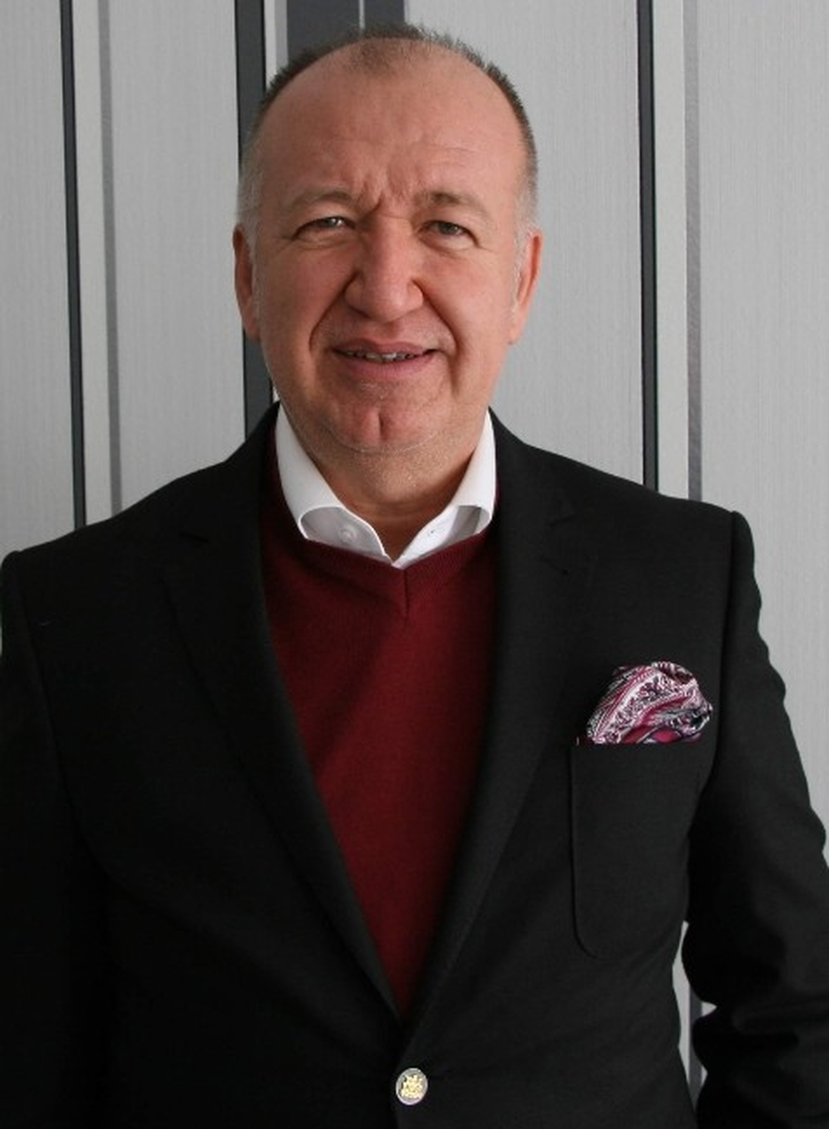 Gencer: Gizli Bir Şekilde 4 Yabancı Oyuncuyla Görüşüyoruz
