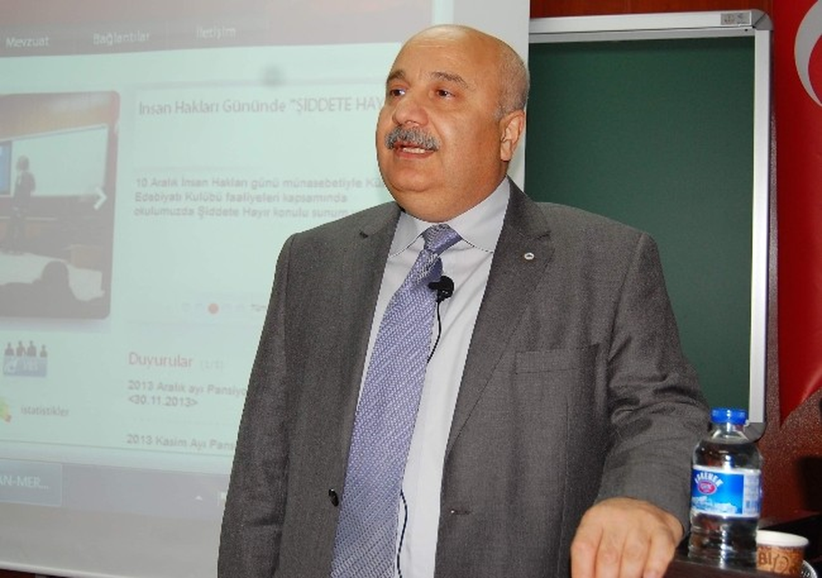 Rektör Gönüllü, Lise Öğrencilerine Üniversiteyi Anlattı