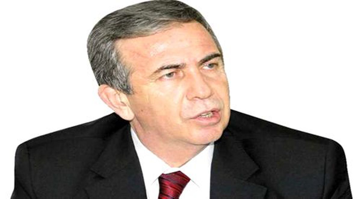 Seçim Hesabı, CHP\'de Umut Sağ Şeritte