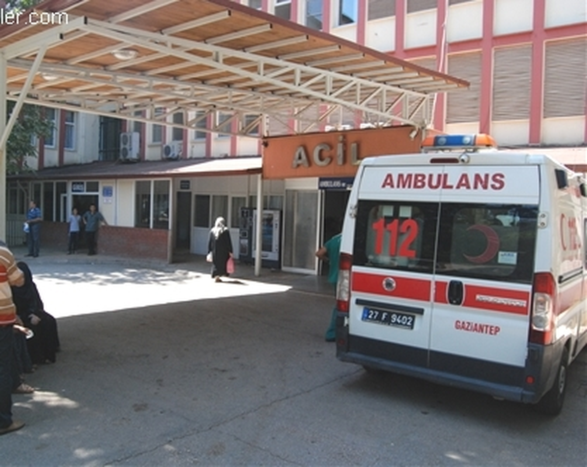 Suriye\'den Gaziantep\'e Getirilen Yaralı Kadın Yolda Öldü