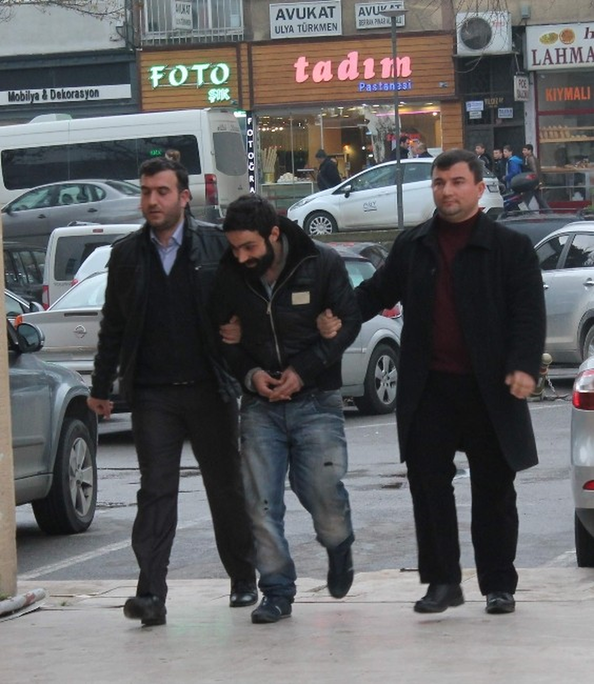 Trabzon\'da Bıçaklı Banka Soygunu Girişiminin Ardından
