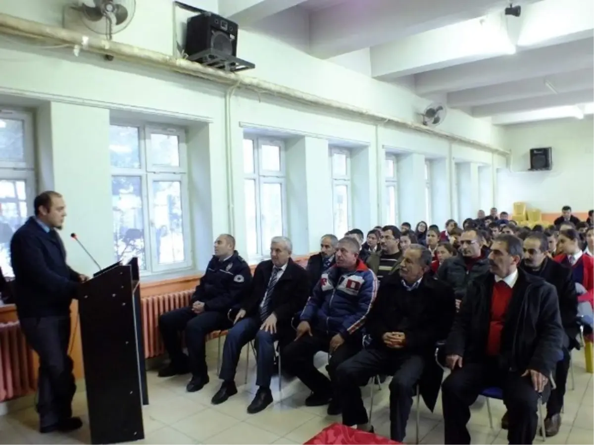 Ulukışla\'da Lösev Tanıtım Konferansı