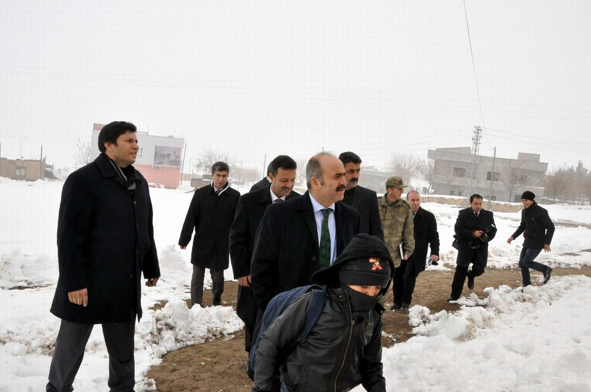 Vali Aydın, Öğrencilerle Kartopu Oynadı