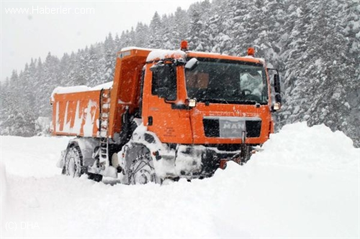 Kastamonu\'da 93 Köy Yolu Kapalı