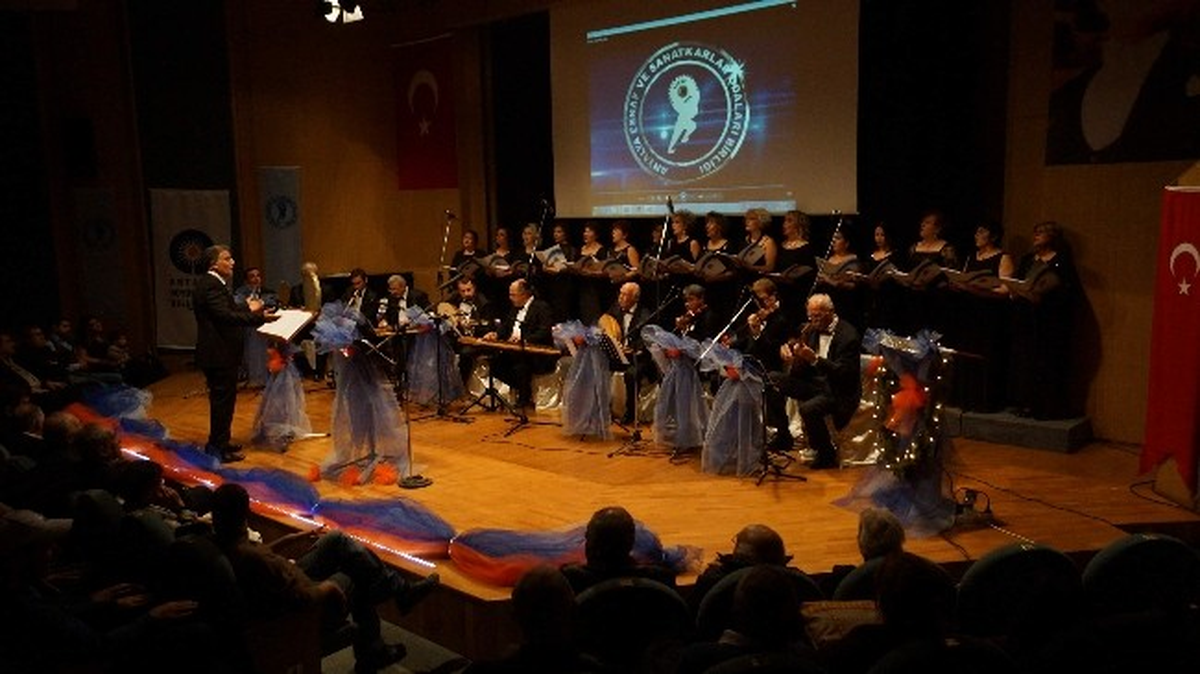 Aesob Tsm Kadınlar Korosu\'ndan İlk Konser