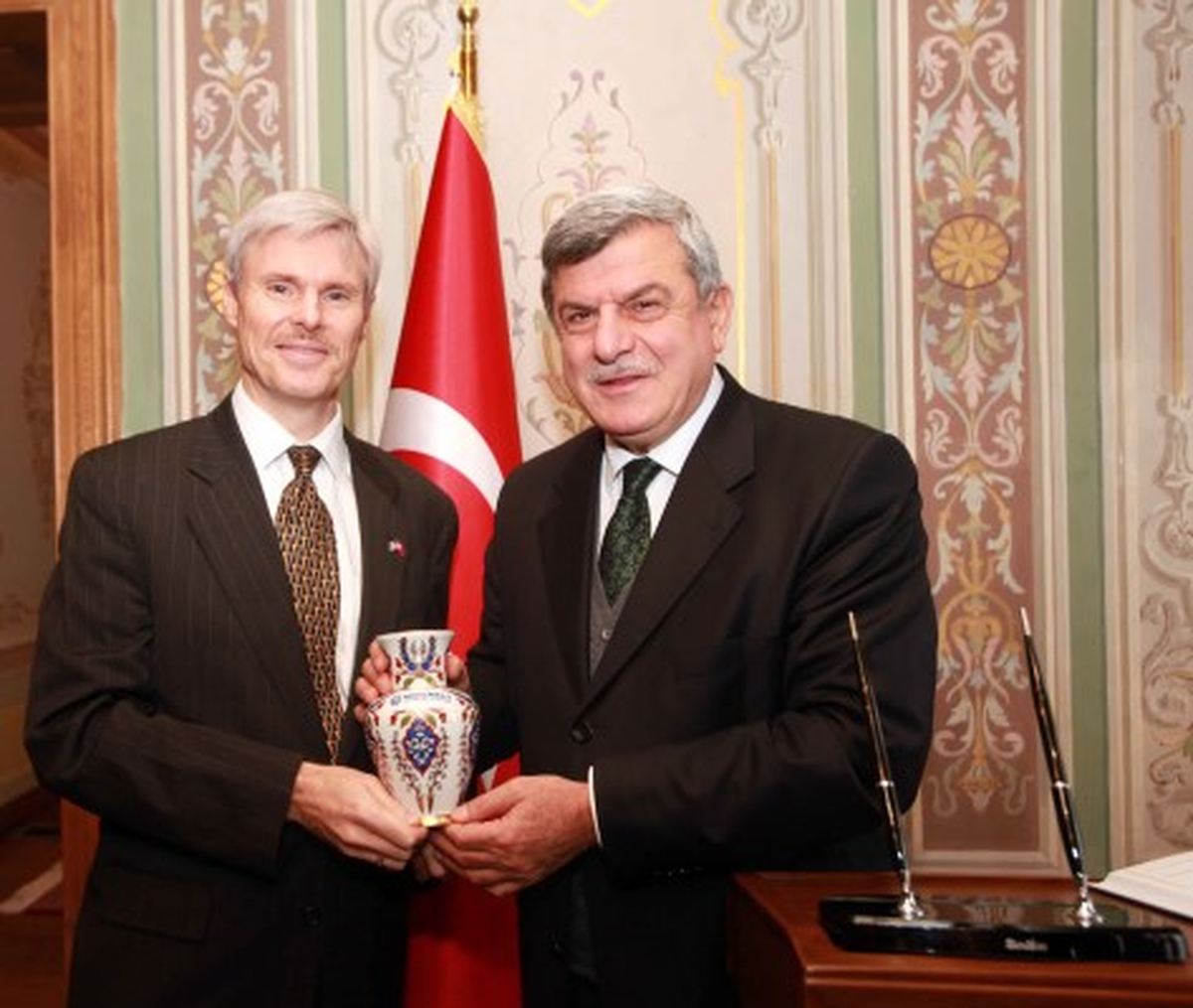 Amerikalı Diplomat Sırrıpaşa\'yı Çok Beğendi