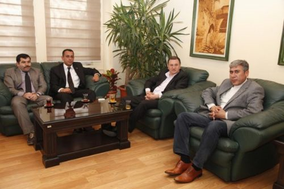 Antakya Belediye Başkanı Savaş\'a Ziyaret