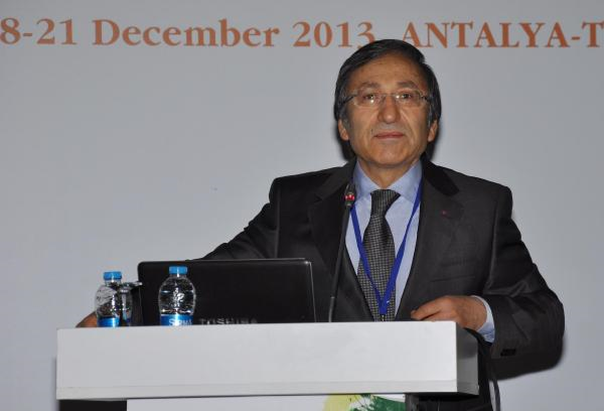 Antalya\'da Çevre Sorunları Sempozyumu