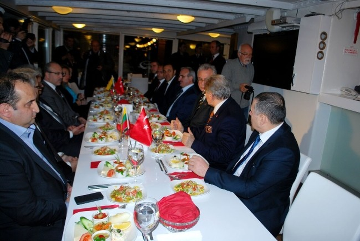Bursa\'nın Fahri Konsolosları Mudanya\'da Buluştu