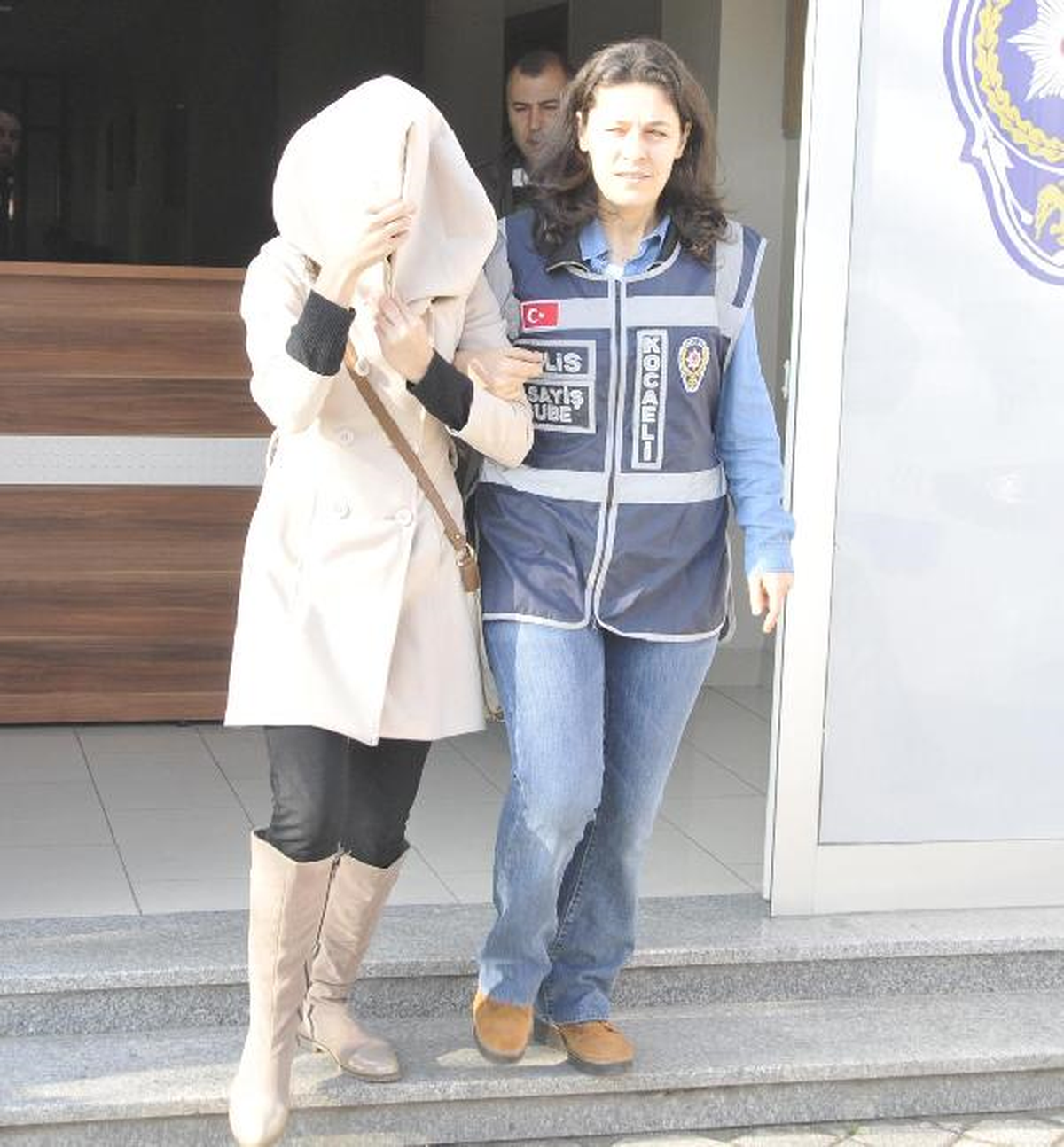 Çantadaki Cüzdanı Çalan Kadın Şüpheli Yakalandı