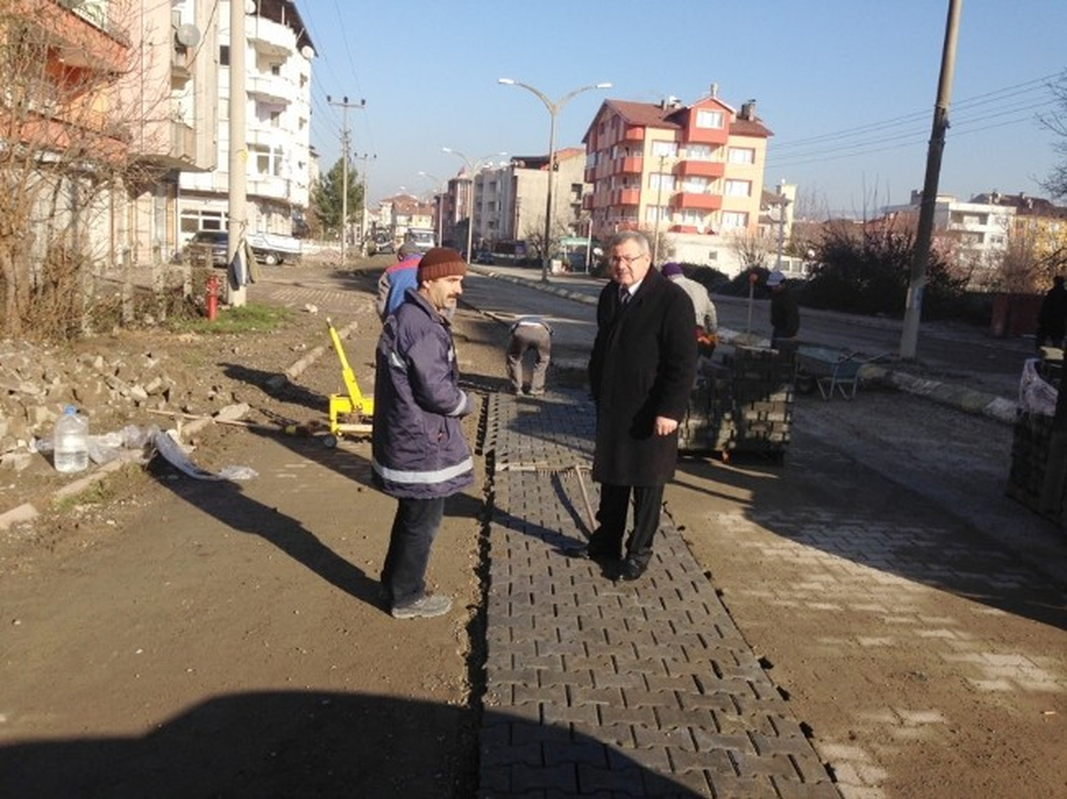 Çaycuma Belediyesi Alt Yapı Çalışmalarını Sürdürüyor