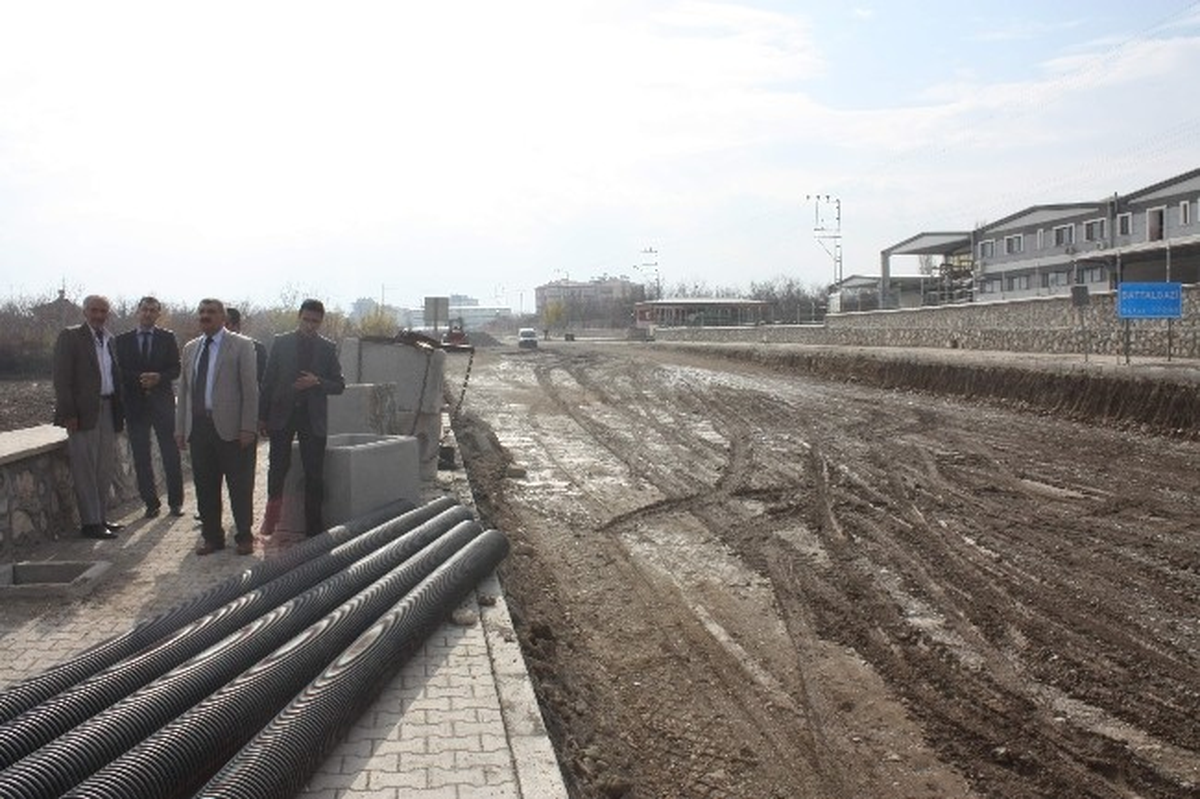Demir Yolu Altgeçidi Yükseltildi