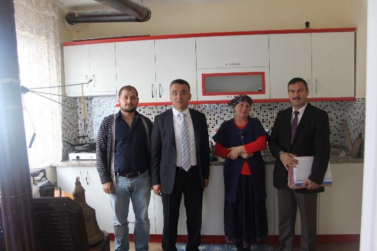 Espiye Kaymakamlığı 295 Aileye Ev Yardımı Yaptı