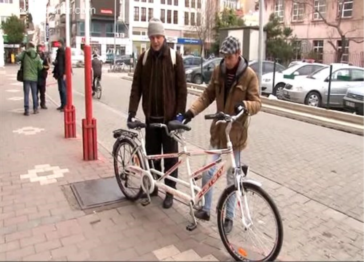 Görme engellinin bisikletle Ankara yolculuğu -