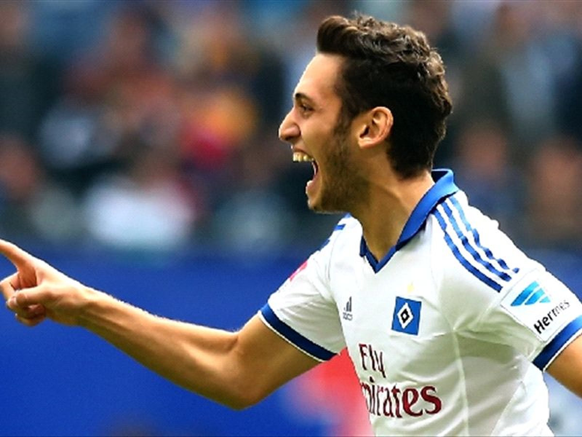 Hakan Çalhanoğlu Arsenal\'e Gidecek mi?