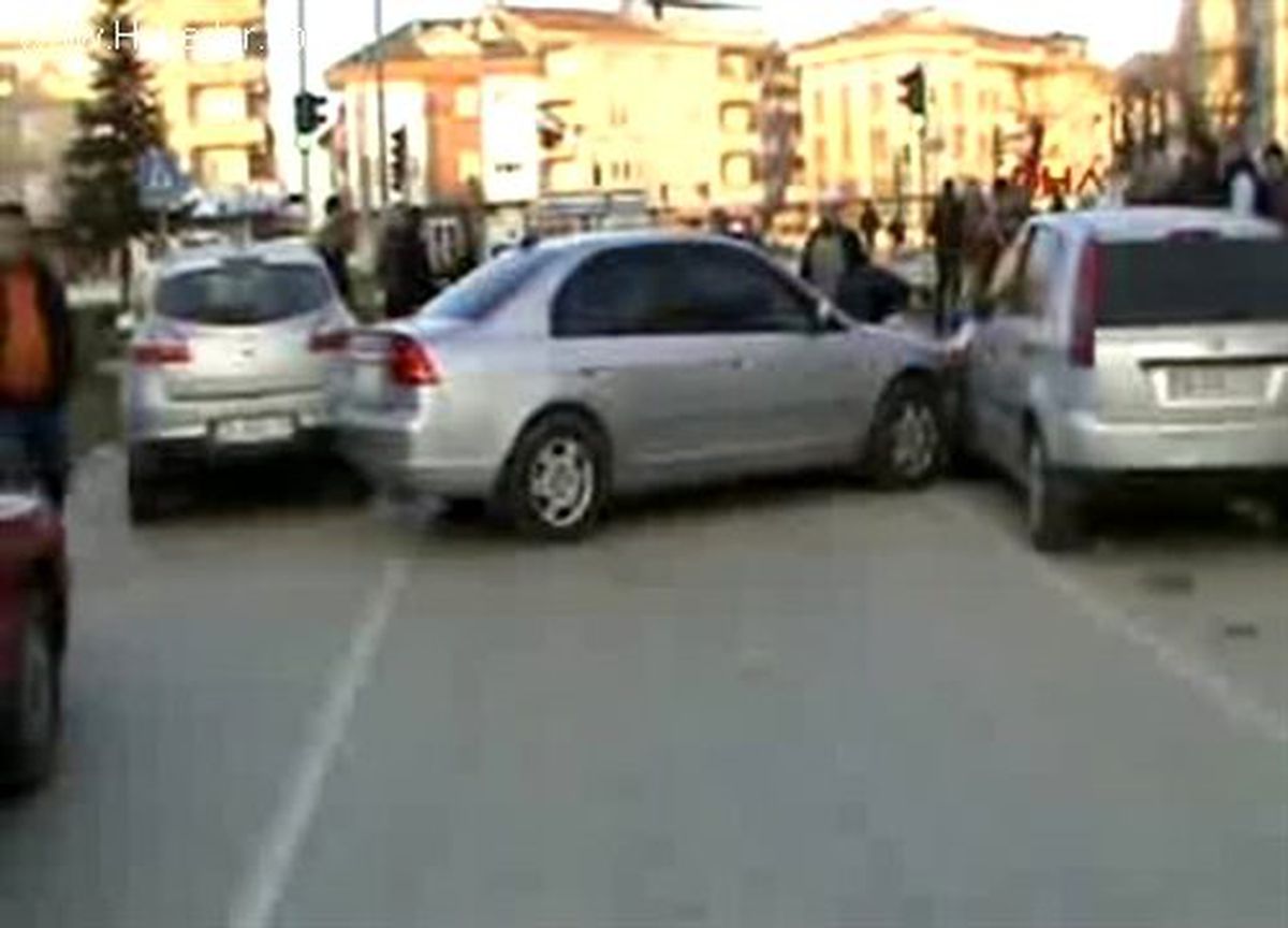 İnegöl\' de Trafik Kazası