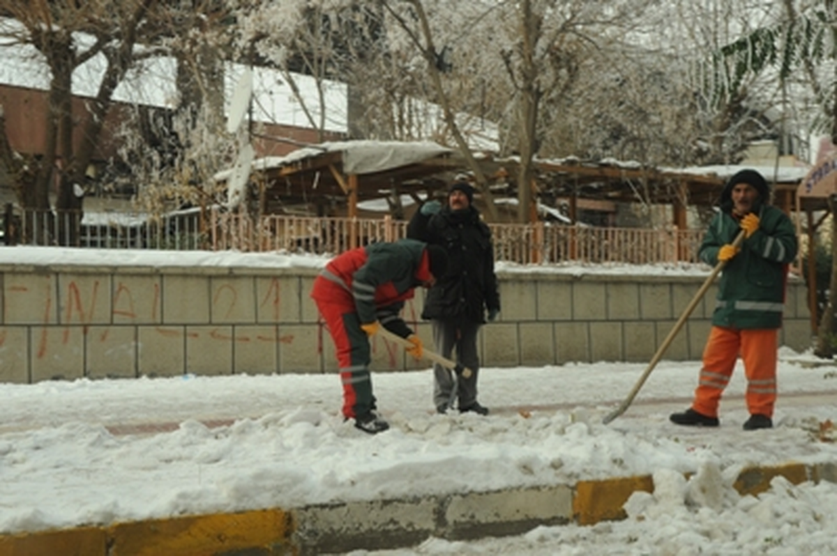 Kar Temizleme Çalışmaları Sürüyor 