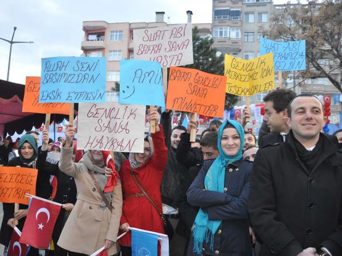 Bakan Kılıç, Bafra Gençlik Merkezini Açtı
