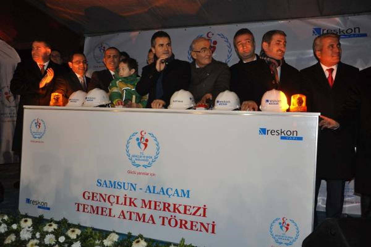 Kılıç: Hala Atatürk Olimpiyat Stadı\'nın Borcunu Ödüyoruz (4)