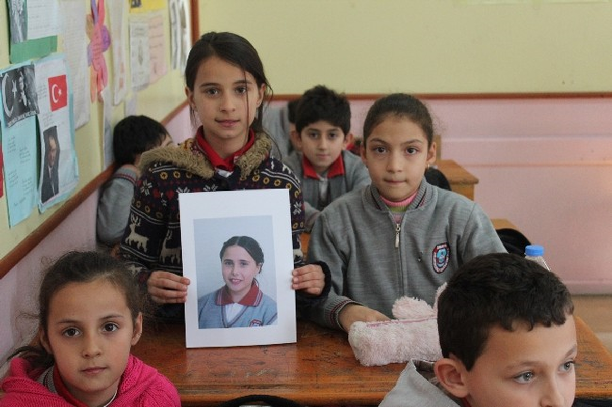 Küçük Azra Toprağa Verildi