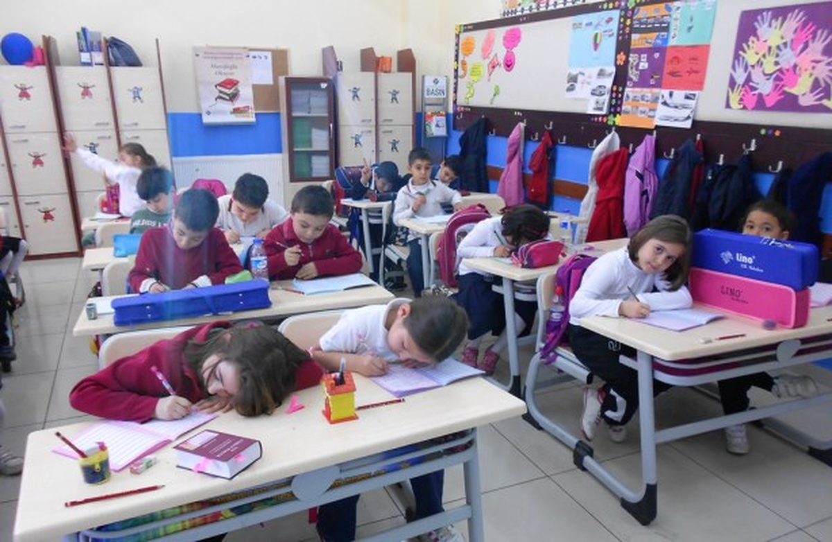 Minik Yazarlar İş Başında