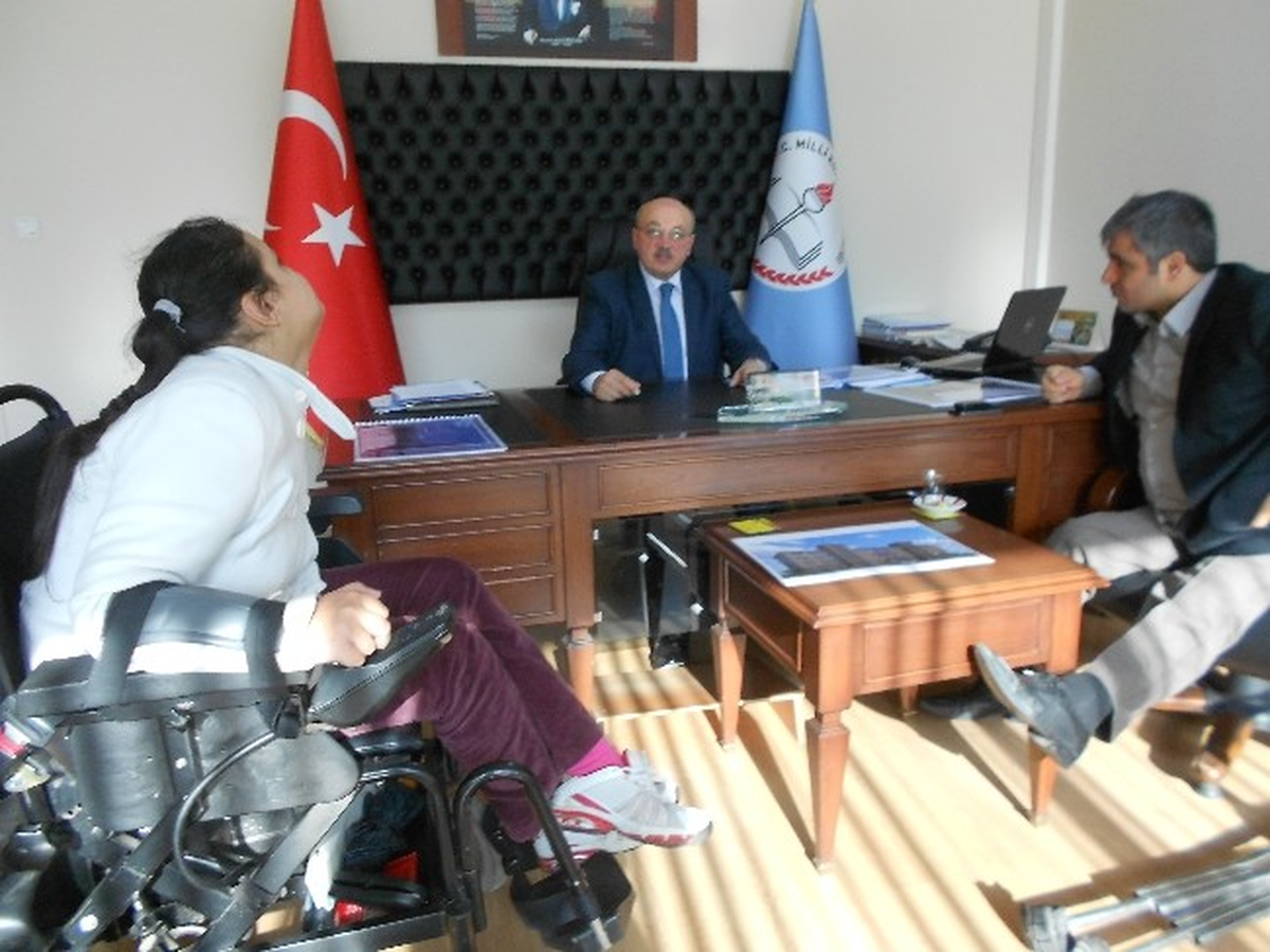 Oçem Kampusu\'na Engellilerden Destek