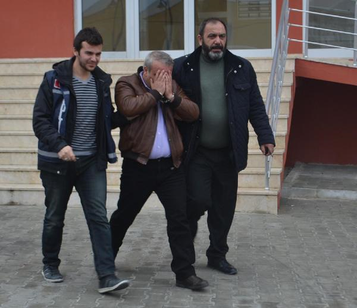 Çerkezköy\'de Sahte Kimlikle Kredi Çeken 2 Kişi Yakalandı