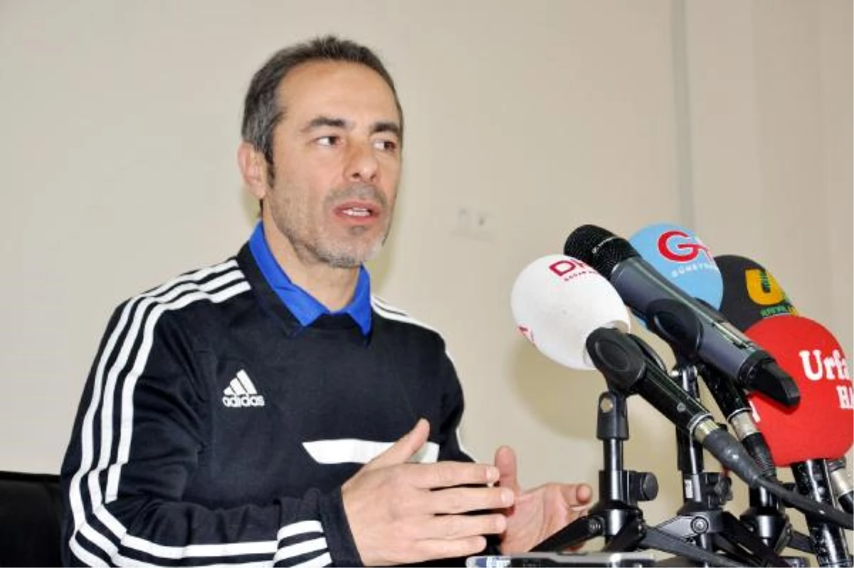 Şanlıurfaspor Teknik Direktörü Hakemlerden Şikayetçi
