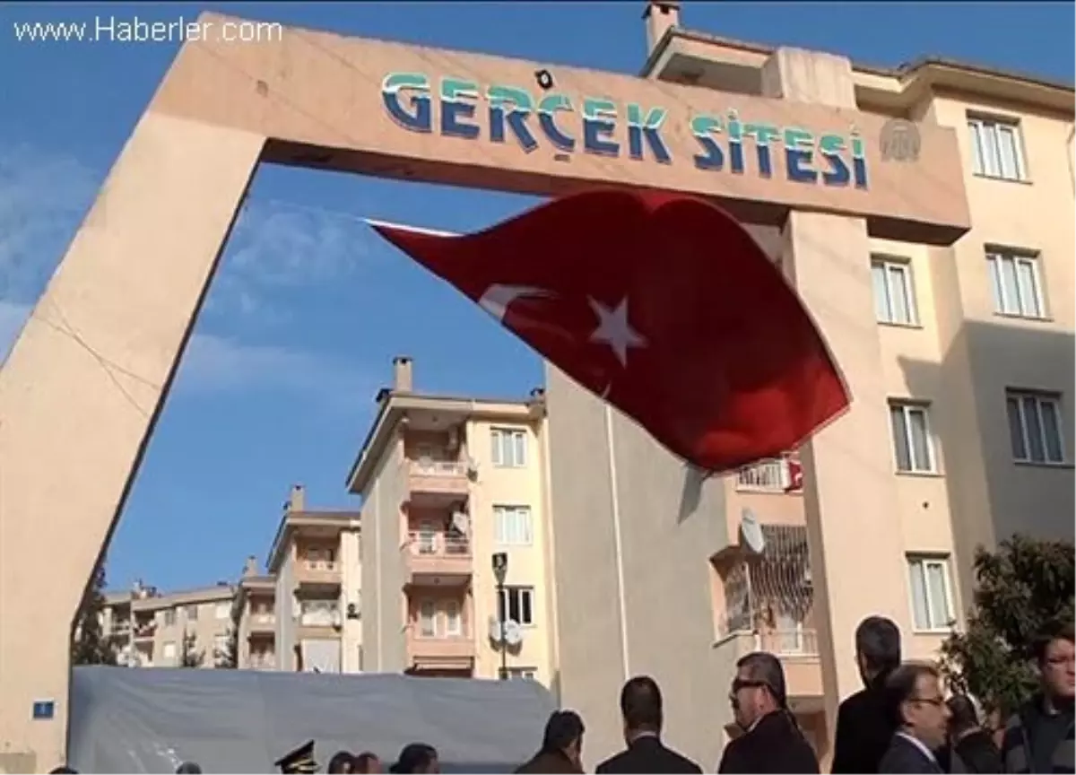 Şehit Pilot Üsteğmen Emre Acar'ın cenaze töreni -