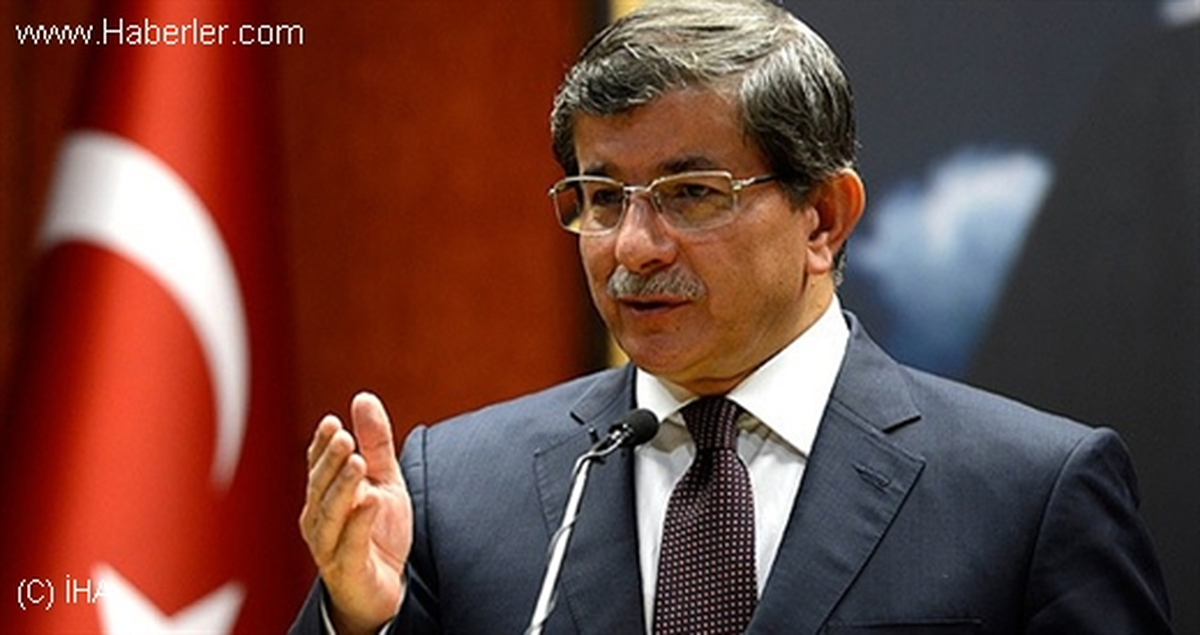 Suriye\'de kaçırılan foto muhabiri - Dışişleri Bakanı Davutoğlu -