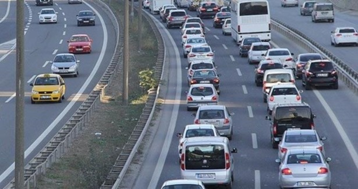 Trafiğe Kayıtlı Araç Sayısı 17 Milyon 799 Bin Oldu