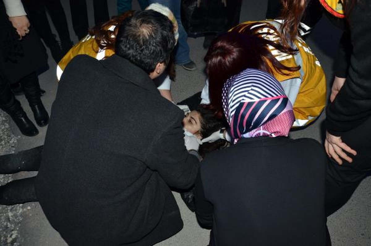 Mersin\'de Üniversiteli Bahar Trafik Kazasında Öldü