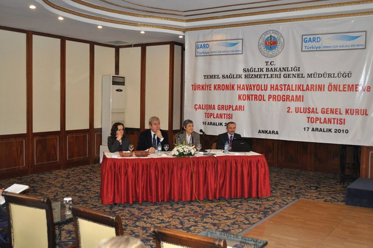 Afyonkarahisar\'da \'Kronik Hava Yolu Hastalıkları Önleme ve Kontrol Programı\' Toplantısı